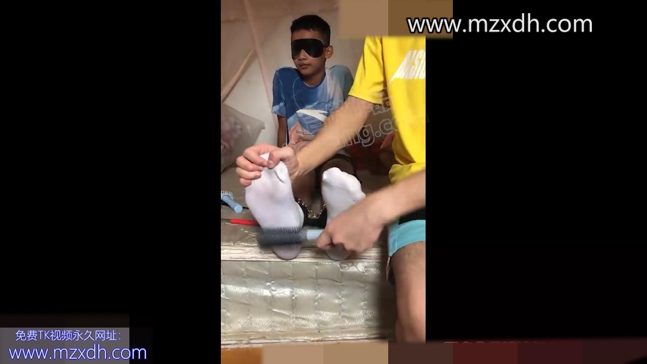 MZB1795-小H首次强力TK黑皮男高体育生（坐T篇）